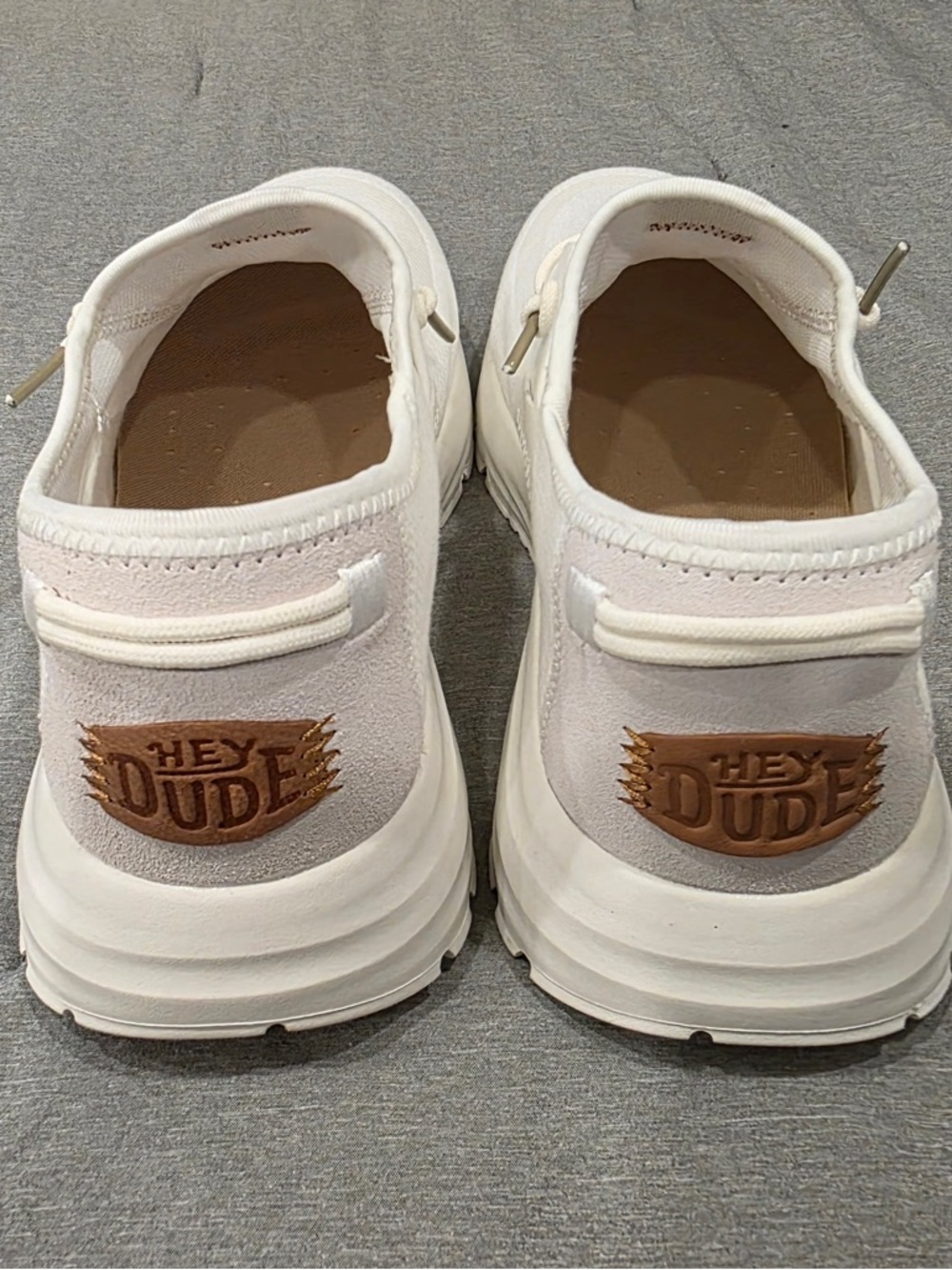 Hey Dude Men’s White Slip On Sirocco Sneakers Size 10 NWOB - Picture 4 of 6